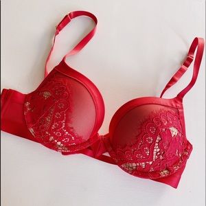 Victoria’s Secret Red Lace Push-Up Bra